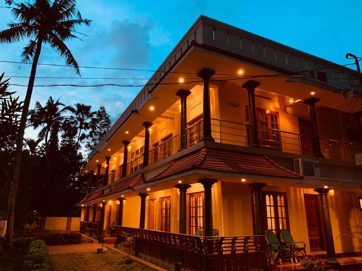 Surendram Villa バルカラ エクステリア 写真